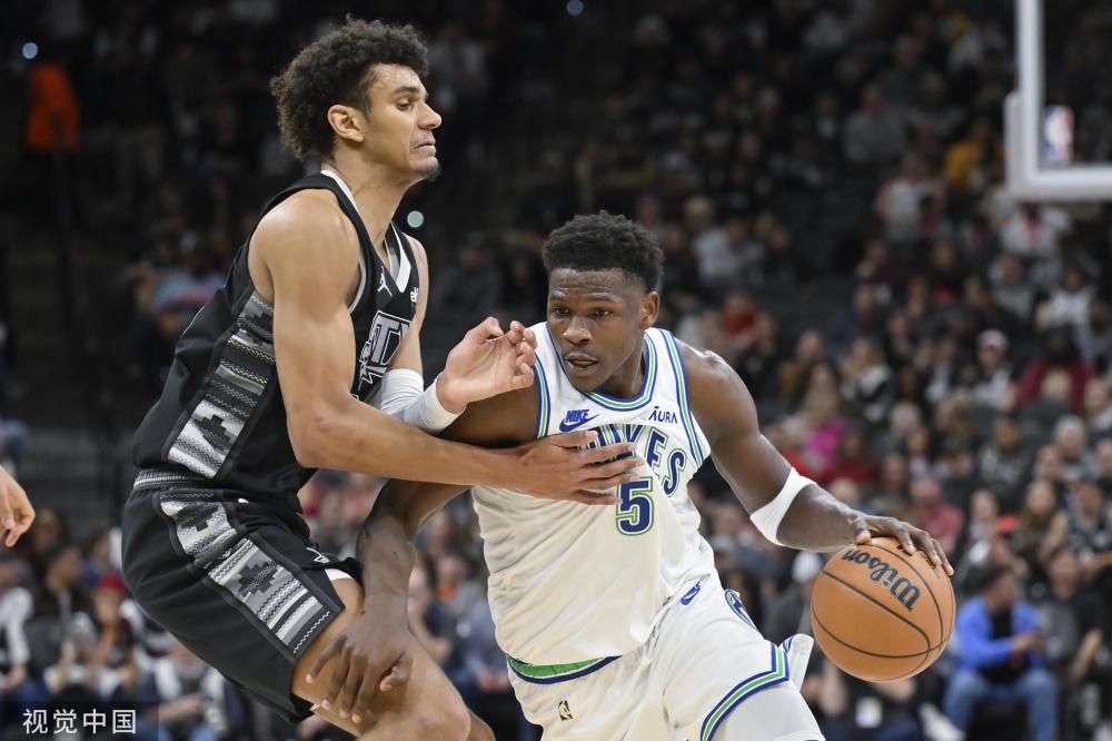 在足球比赛 在足球比赛